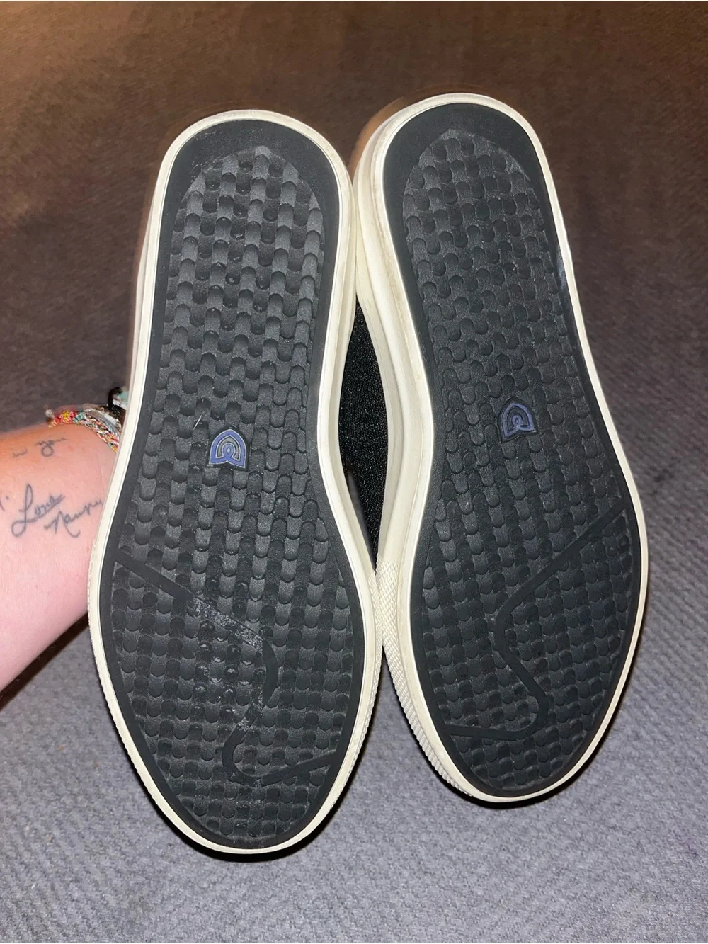 EUC Rothy's The Original Slip-On Sneakers in black. Size 9